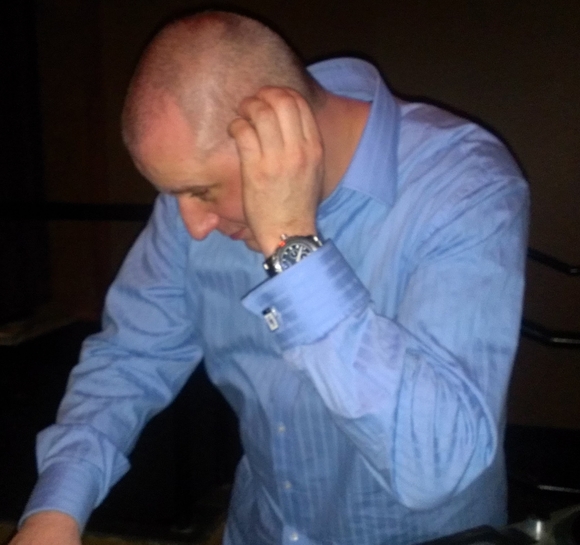 Meet your Posher, Bobby - Picture 3 of 5